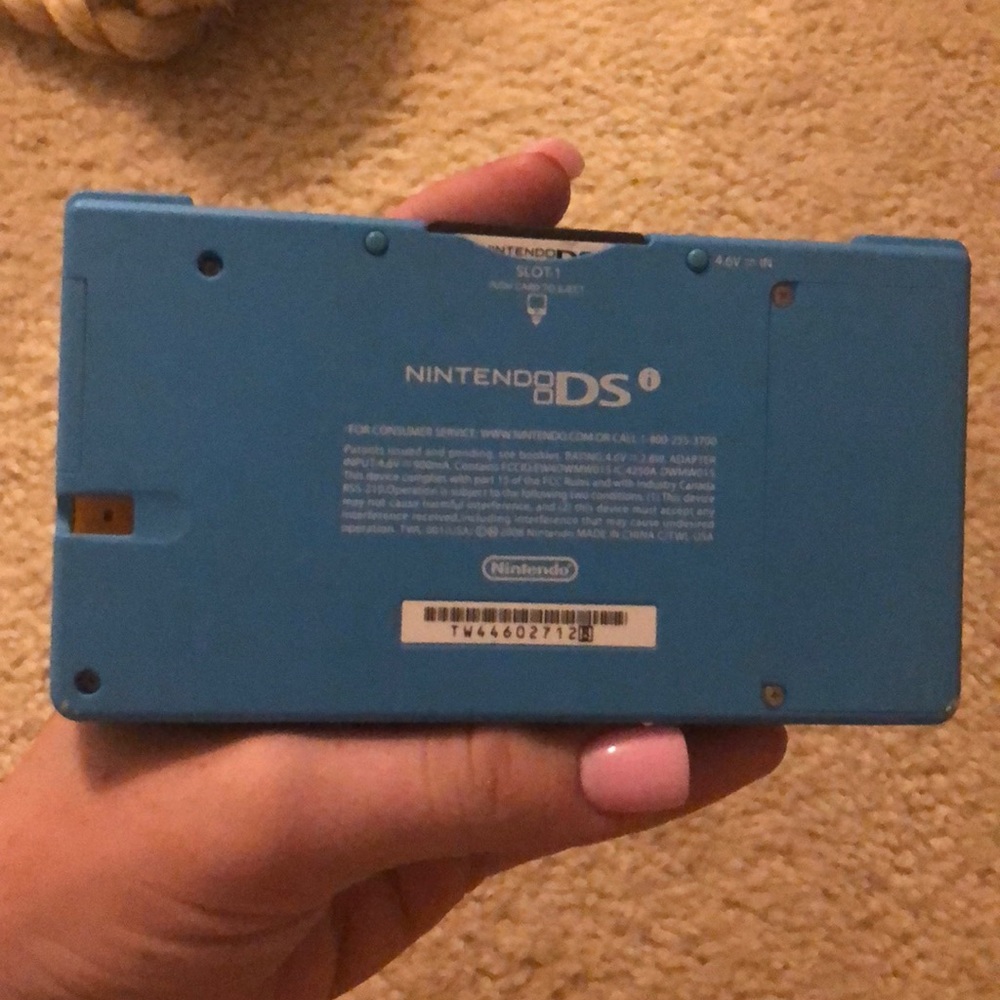 Nintendo DS - Picture 2 of 3